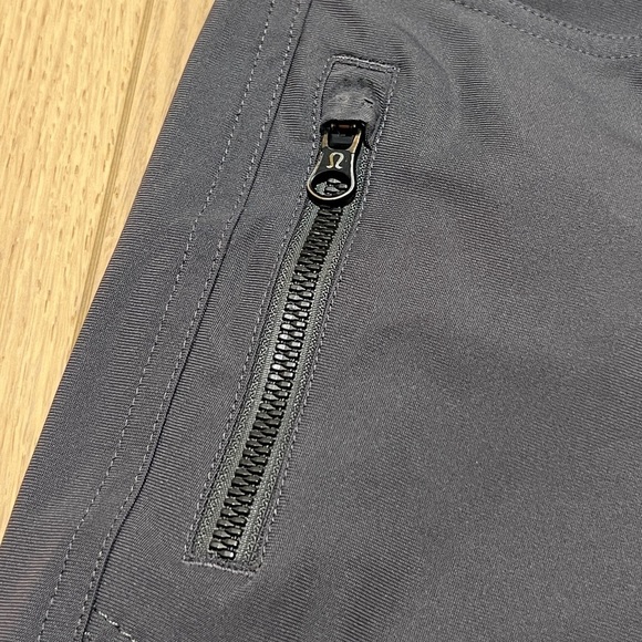 Lululemon Lululemon Bust A Move Moto Pants 32x32 - Picture 4 of 13
